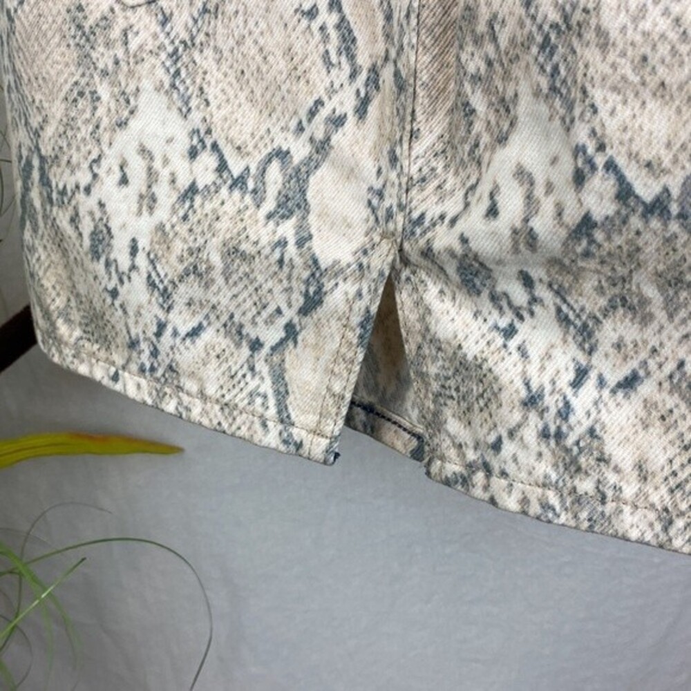 Grlfrnd Alyssa Tan & Gray Python Snake Print Deni… - image 5